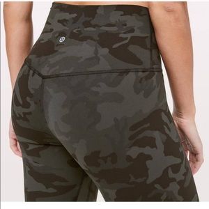 ISO black camo full length leggings size 2